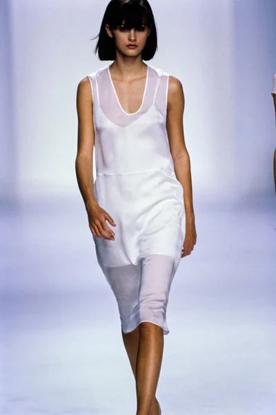 Look 50